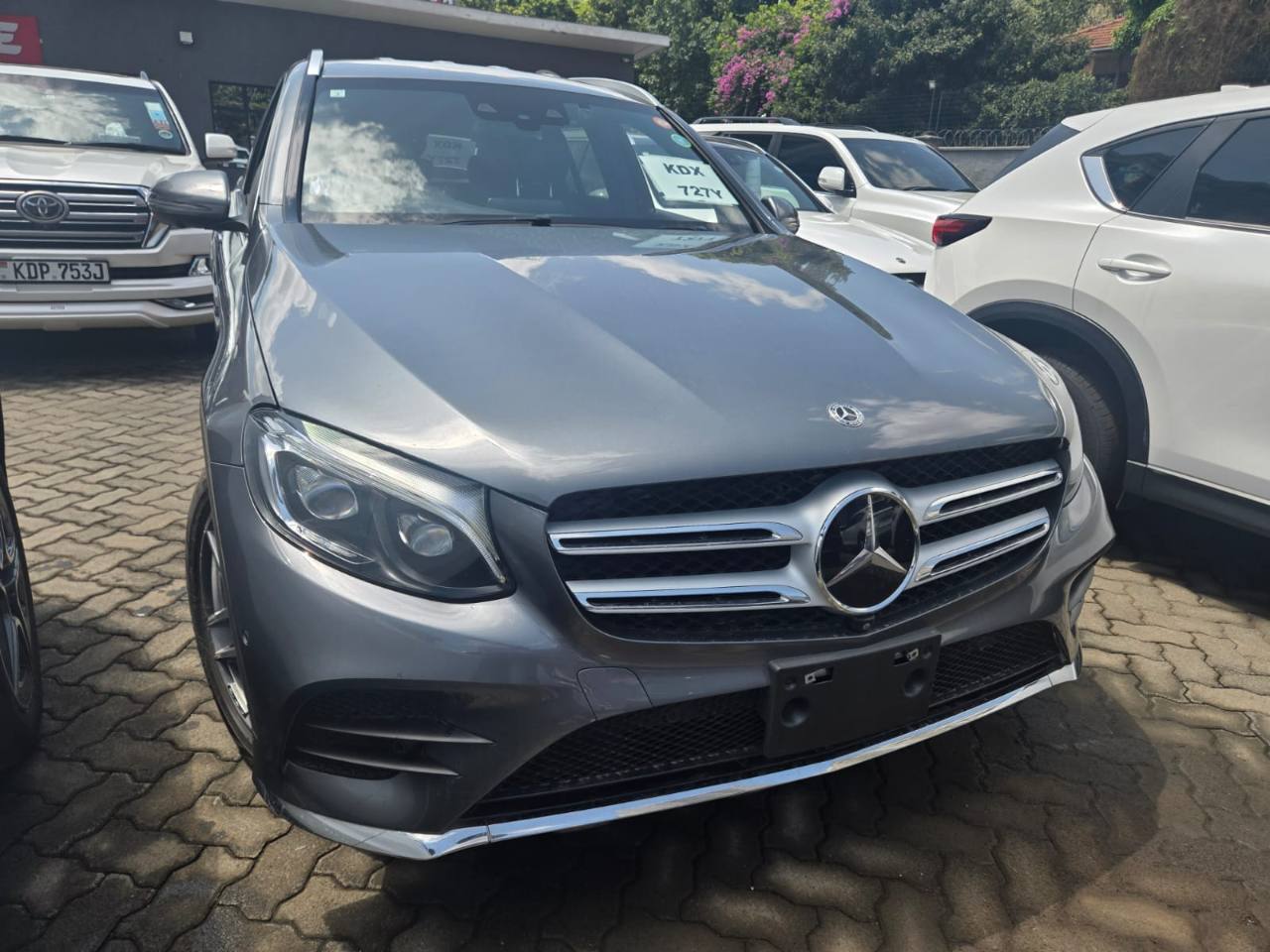 Mercedes-Benz GLE front profile photographed for Fareast Ventures